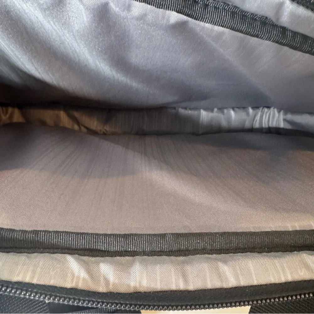 SAMSONITE Xenon 2 Slim Briefcase Fits Laptop Black NWOT